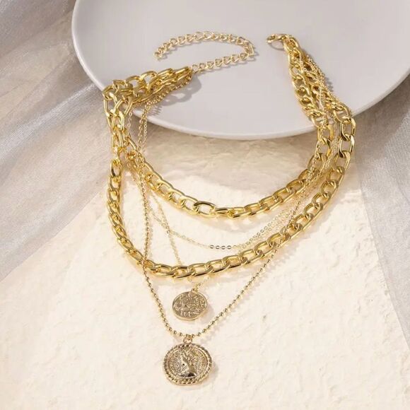 Naked Hanger Gold chain and coin layered chunky necklace - Picture 2 of 2